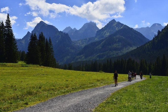 Ilustračný obrázok k článku SVET O SLOVENSKU: Bez českých turistov sú Tatry prázdne