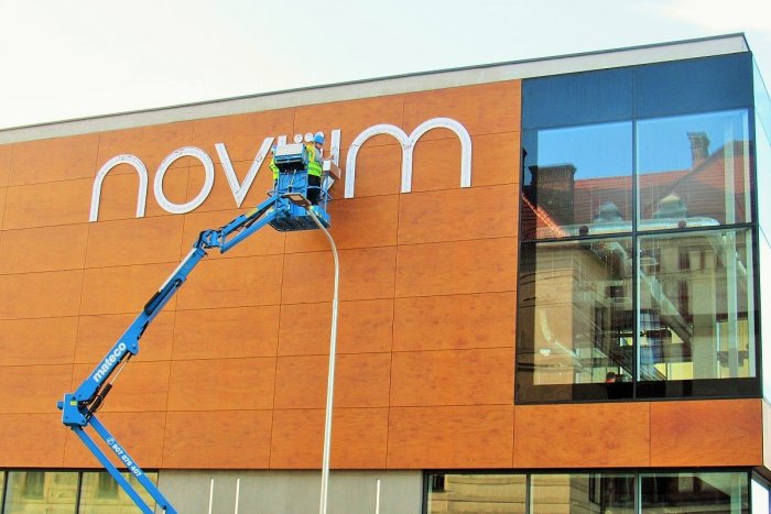 Ilustračný obrázok k článku Prešovčania si ešte musia počkať: Otvorenie nákupného centra Novum sa odkladá