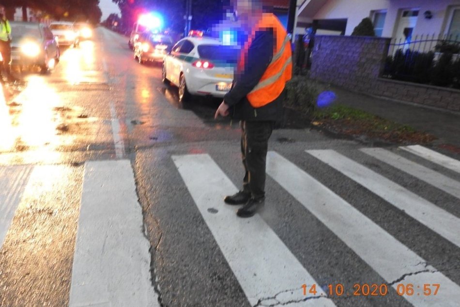 Ilustračný obrázok k článku Hrozivá zrážka v Trnave: Do chodkyne vrazilo auto, je v kritickom stave, FOTO