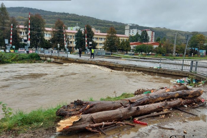 Ilustračný obrázok k článku Spiš ochromila voda: Rozvodnené rieky na FOTKÁCH a z vtáčej perspektívy, VIDEO