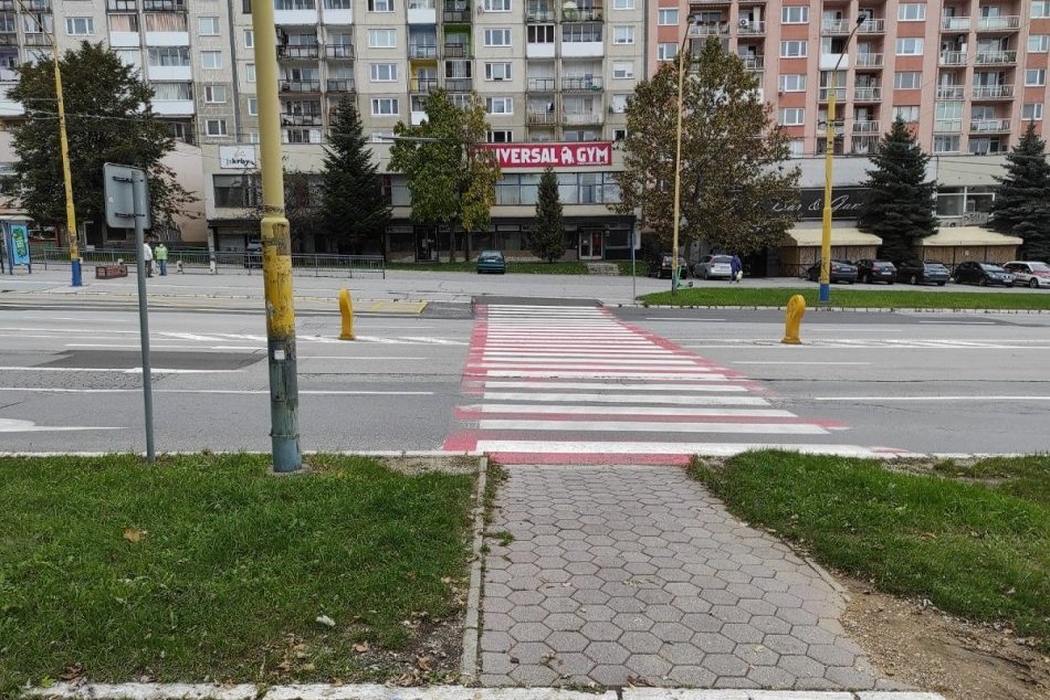 Ilustračný obrázok k článku Na sídlisku KVP budú mať Inteligentný priechod pre chodcov, FOTO