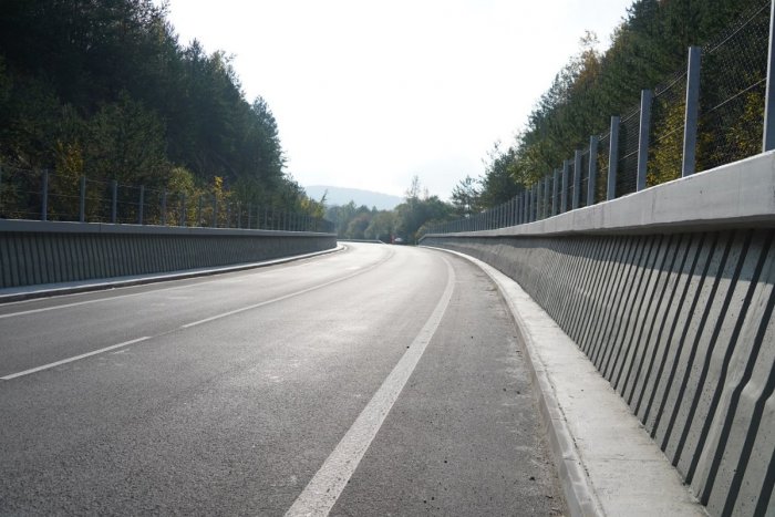 Ilustračný obrázok k článku Ide o mimoriadne frekventovanú cestu: Dva úseky pri Prešove už zrekonštruovali