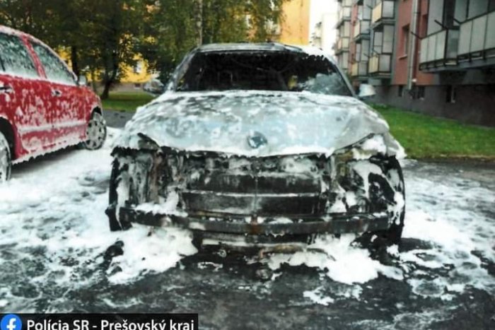 Ilustračný obrázok k článku Vo Vranove zhorelo niekoľko áut: Je za tým vyčíňanie podpaľača?