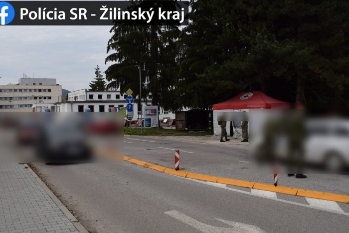 Ilustračný obrázok k článku Auto zrazilo ženu priamo pred žilinskou nemocnicou: Polícia hľadá svedkov!
