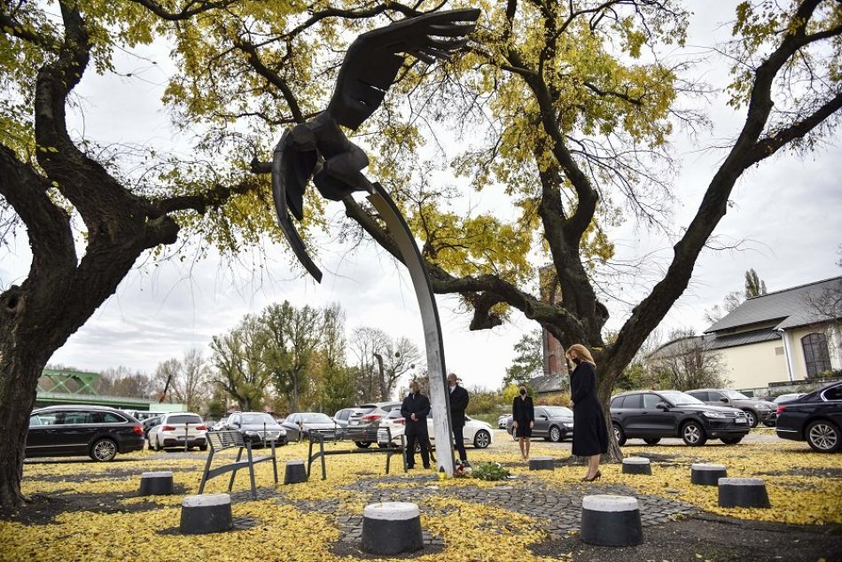 Ilustračný obrázok k článku Vražda, ktorá otriasla Slovenskom: Prezidentka si uctila pamiatku Daniela Tupého, FOTO