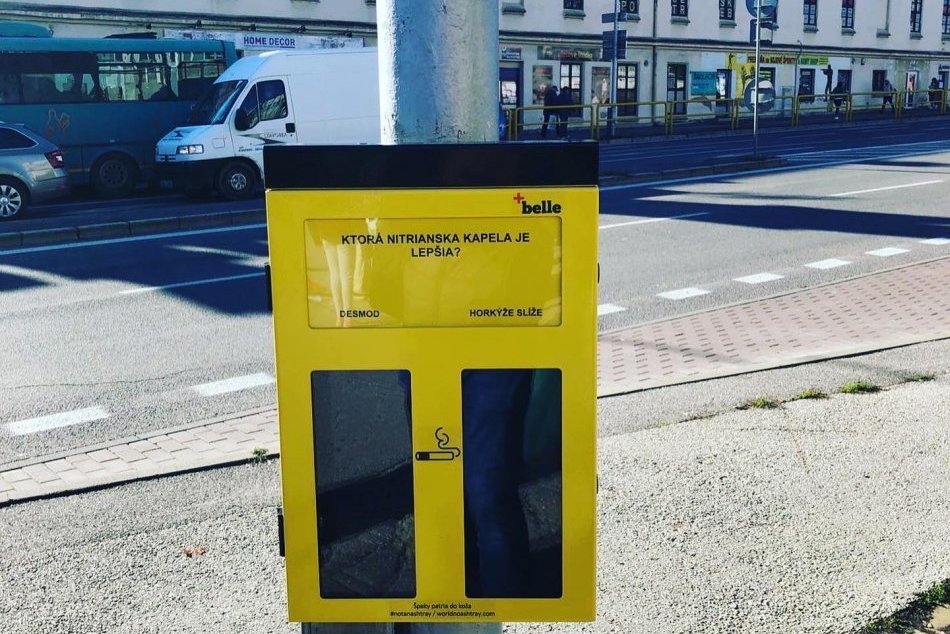 Ilustračný obrázok k článku Desmod alebo Horkýže Slíže? Fajčiari v Nitre môžu hlasovať cigaretovým ohorkom