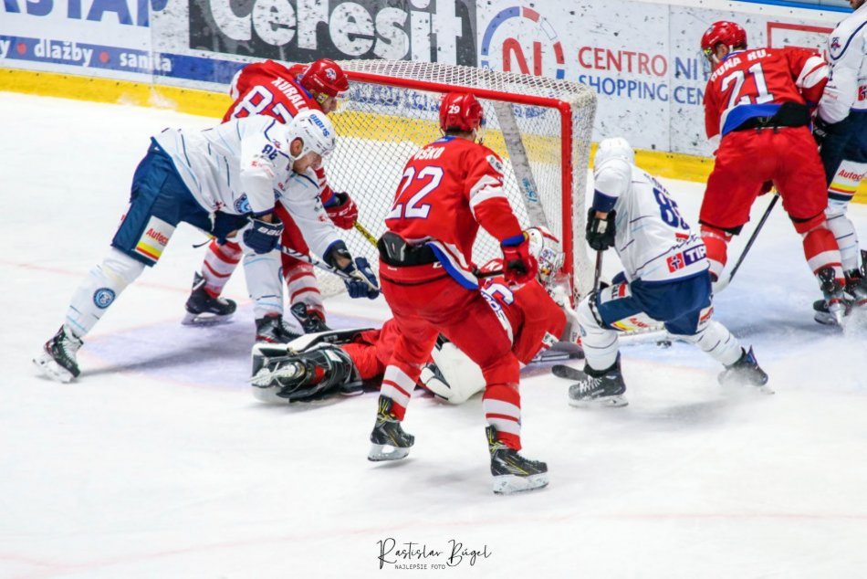 Ilustračný obrázok k článku Gólová smršť hokejistov Nitry: Liptákom nastrieľali osem gólov