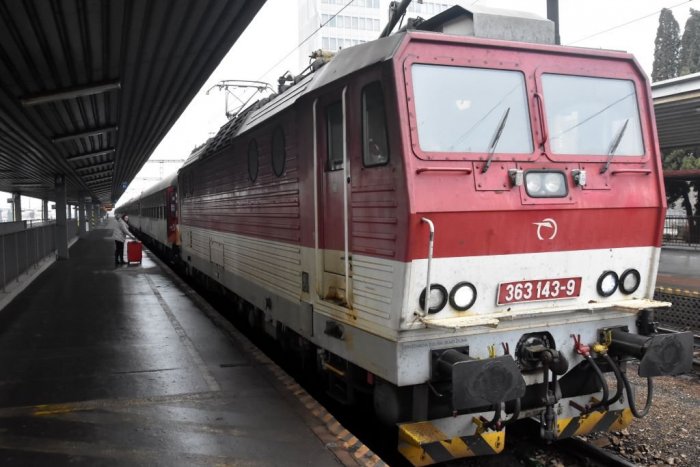 Ilustračný obrázok k článku Národný dopravca pridal humanitárny vlak z Košíc. Utečencov odvezie do Bratislavy