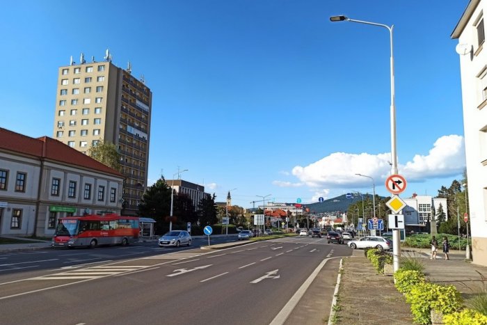 Ilustračný obrázok k článku Kvalitu ovzdušia v Nitre bude merať sieť envirostaníc: Projekt nemá na Slovensku obdoby