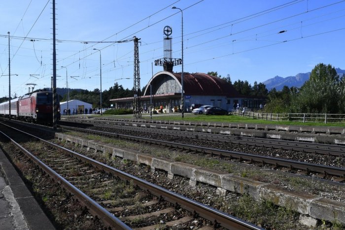 Ilustračný obrázok k článku Prešovský župan o odňatí vlakových súprav na východe: Aj to, čo sme mali, nám zobrali