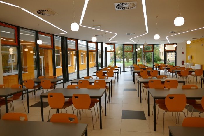 Ilustračný obrázok k článku Žilinská radnica modernizuje školské jedálne: Dostanú nové vybavenie