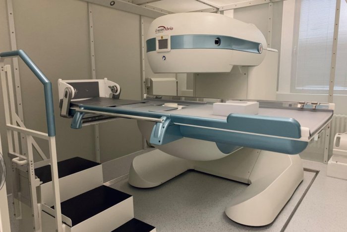 Ilustračný obrázok k článku Nemocnica v Šaci má novú unikátnu magnetickú rezonanciu. Komu bude pomáhať? FOTO