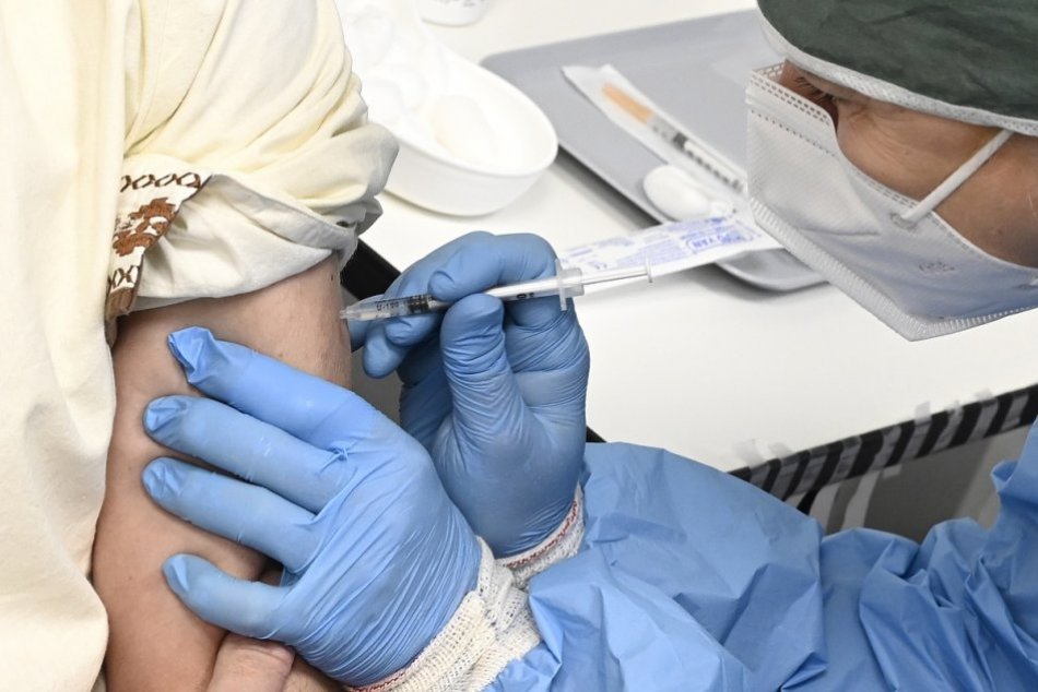 Ilustračný obrázok k článku Boja sa očkovania: Väčšina zamestnancov zariadenia v Prievidzi povedala NIE
