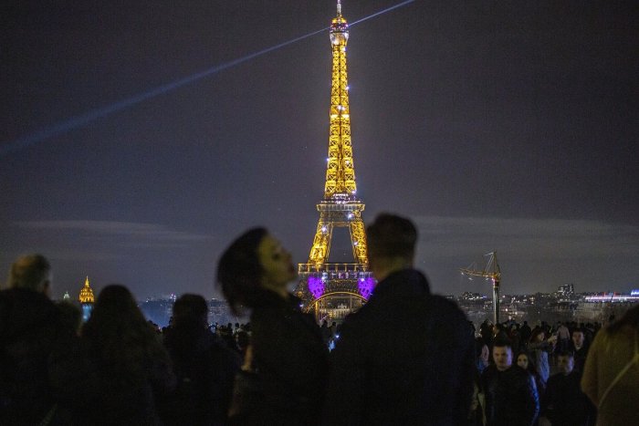Ilustračný obrázok k článku Eiffelovka sa pripravuje na veľkú UDALOSŤ: Prechádza najväčším "liftingom" vo svojich dejinách