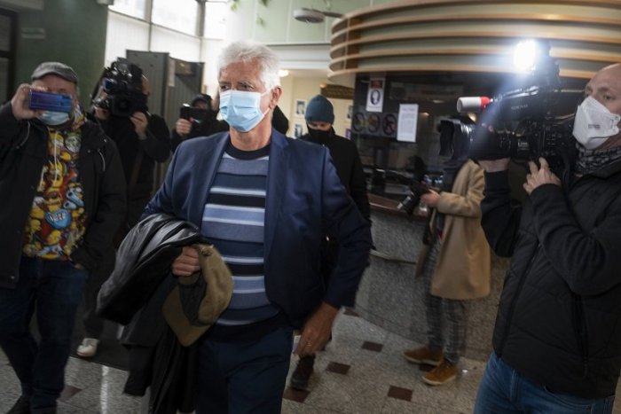 Ilustračný obrázok k článku Z výsluchu na psychiatriu! Milionár Brhel skončil hospitalizovaný v nemocnici