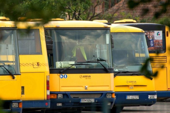Ilustračný obrázok k článku Prímestské autobusy ostávajú v prázdninovom režime: Pribudnú nové SPOJE! O aké ide?