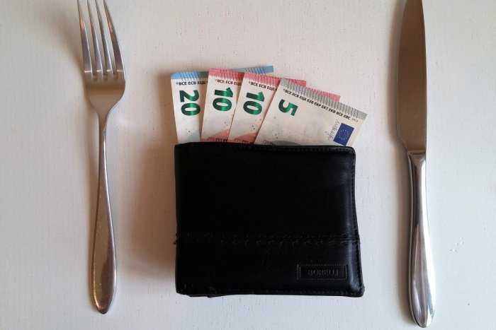 Ilustračný obrázok k článku Máme najhlbšie do peňaženiek z celej EÚ! O KOĽKO stúpli Slovákom výdavky na potraviny?