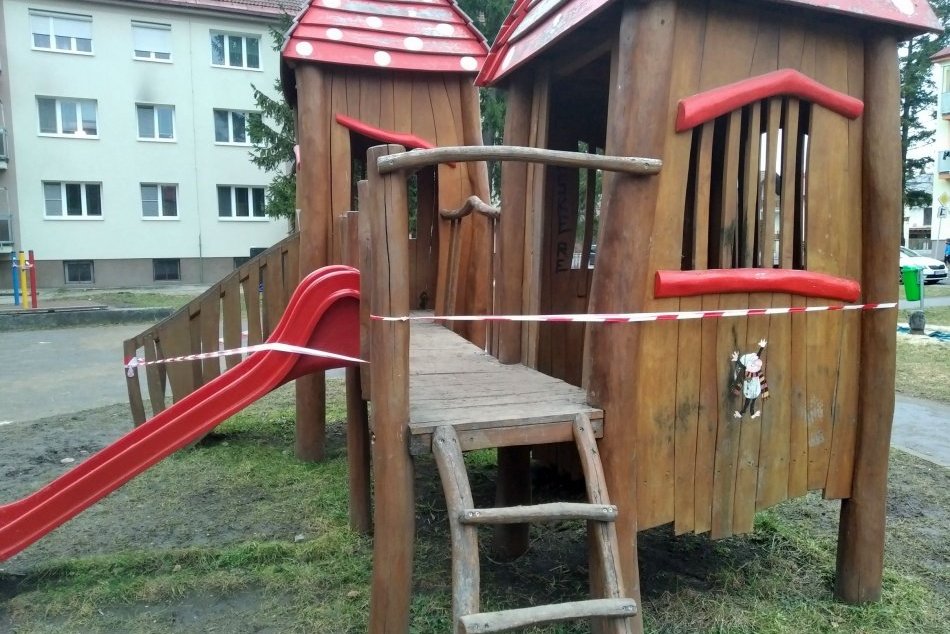 Ilustračný obrázok k článku Niektorých Brezňanov nahnevalo zatvorenie detských ihrísk: Takto reaguje primátor