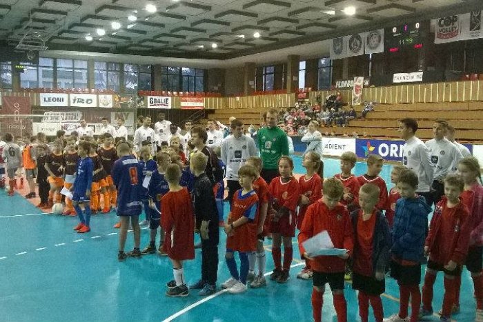 Ilustračný obrázok k článku Vďaka Fondu pre budúcnosť športu budú mať školáci zo Spojenej školy internátnej v Trenčíne nové multifunkčné ihrisko!