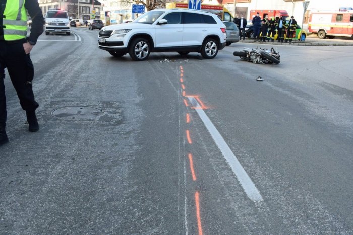 Ilustračný obrázok k článku Päť nehôd za 24 hodín: Motorkári vytiahli svoje stroje, viacerí sa zranili, FOTO