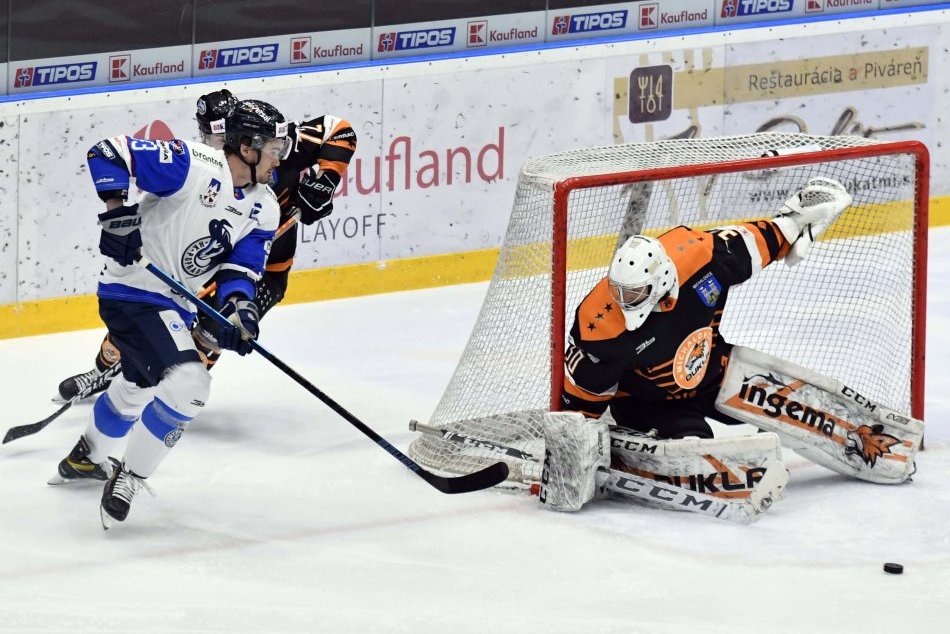 Ilustračný obrázok k článku Kamzíci neustrážili tesné vedenie: Poprad s prvou prehrou v play-off, FOTO