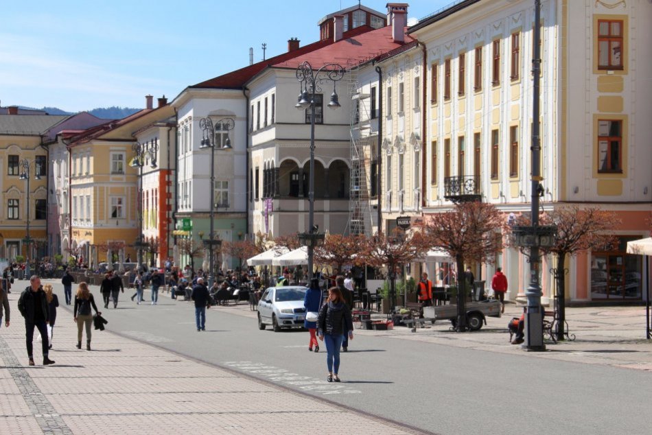 Ilustračný obrázok k článku Bystrica pokračuje na ceste k titulu Mesto kultúry 2022: S čím postúpila do 2. kola?
