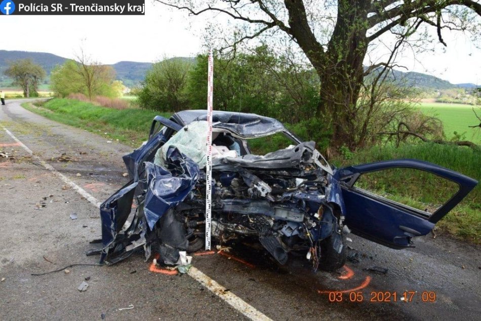 Ilustračný obrázok k článku Policajti o tragédii v Novej Dubnici: Nehoda mala pre mladíka fatálne následky, FOTO