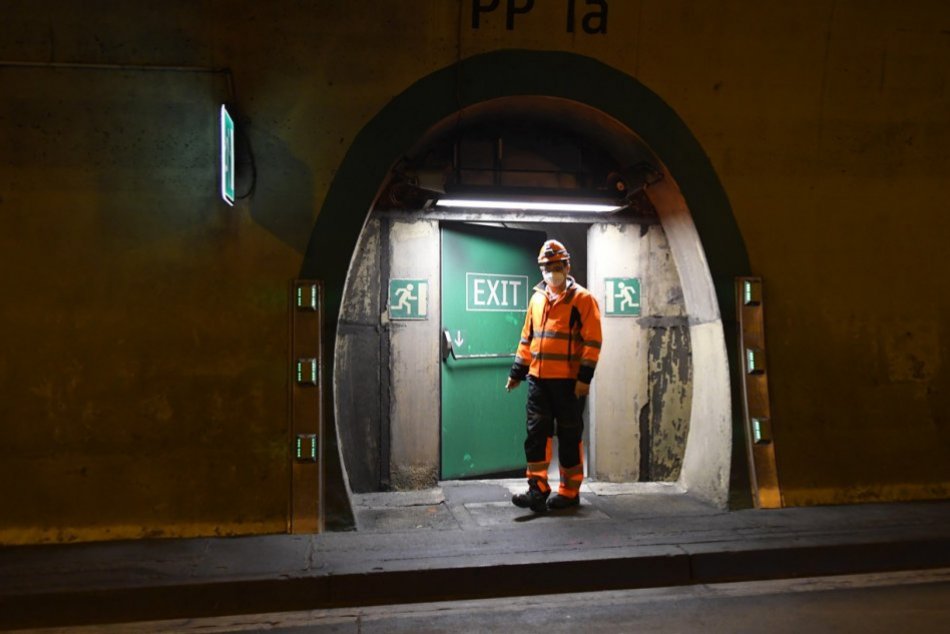 Ilustračný obrázok k článku Vodiči, počítajte s tým: Tunel Branisko je obojsmerne uzavretý
