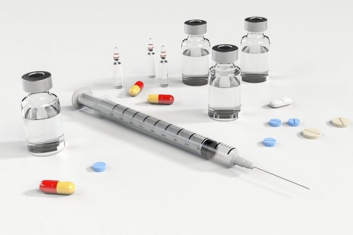 Ilustračný obrázok k článku TABLETKA namiesto vakcín proti korone: Testovanie na ľuďoch sa už začalo!