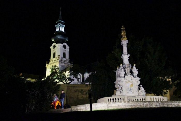 Ilustračný obrázok k článku Zažite neopakovateľnú atmosféru: Do Noci múzeí sa zapojí aj Nitriansky hrad!