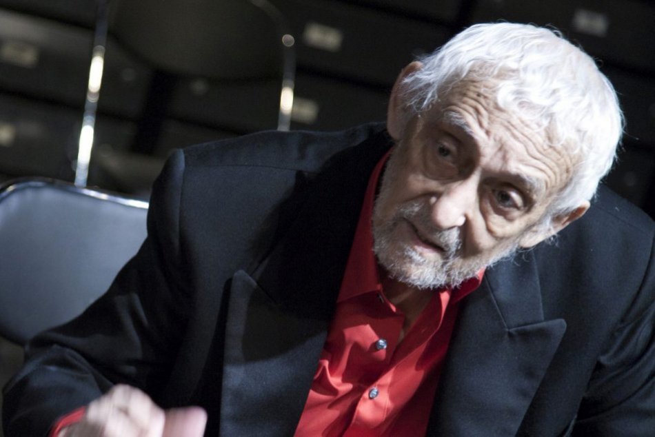 Ilustračný obrázok k článku Doskám nitrianskeho DAB venoval celý život: Dušan Lenci sa narodil pred 80 rokmi