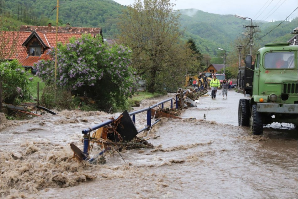 Ilustračný obrázok k článku Slovensko ohrozujú EXTRÉMY počasia: POZOR na silný dážď aj povodne!