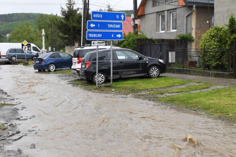 Ilustračný obrázok k článku Povodne dorazili na VÝCHOD! Cesty a obce v okolí Košíc zaplavila voda, FOTO