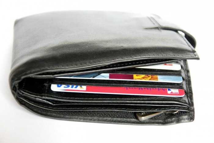 Ilustračný obrázok k článku Monika ani len netušila, že stratila peňaženku: Prekvapili ju novozámockí policajti