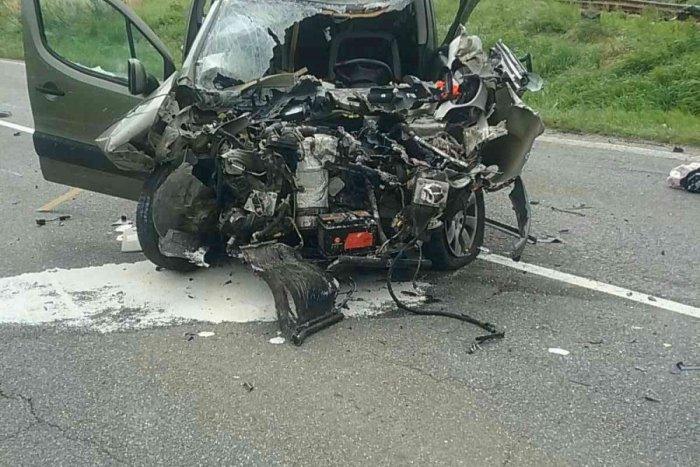 Ilustračný obrázok k článku Veľké nešťastie: V Spišskej Belej sa zrazilo auto s vlakom, sedeli tam ľudia! FOTO
