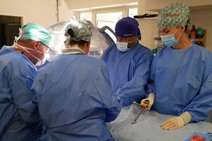 Ilustračný obrázok k článku COVID-19 vo zvolenskej nemocnici výrazne ustupuje: Dobrá správa sa týka aj operácií