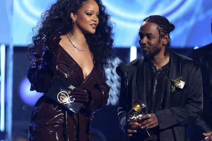 Ilustračný obrázok k článku Barbadoská speváčka a módna návrhárka Rihanna sa stala miliardárkou