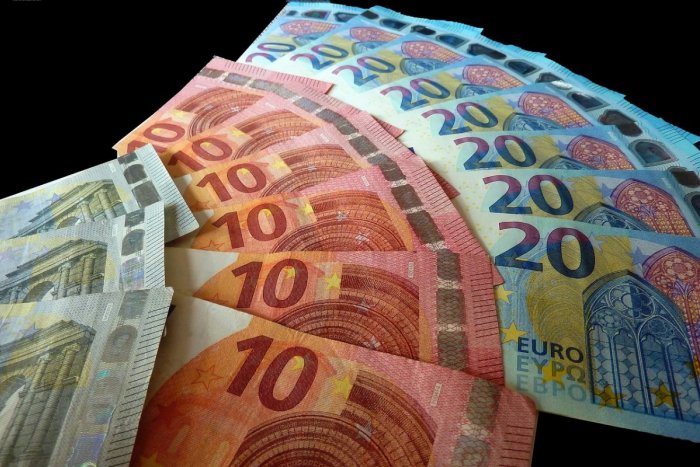 Ilustračný obrázok k článku Slováci si polepšia: Minimálna mzda vzrastie o DESIATKY eur
