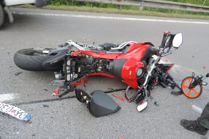 Ilustračný obrázok k článku NOVÉ správy o nehode motocyklistu v Bystrici: Polícia už vie viac, ako k udalosti došlo