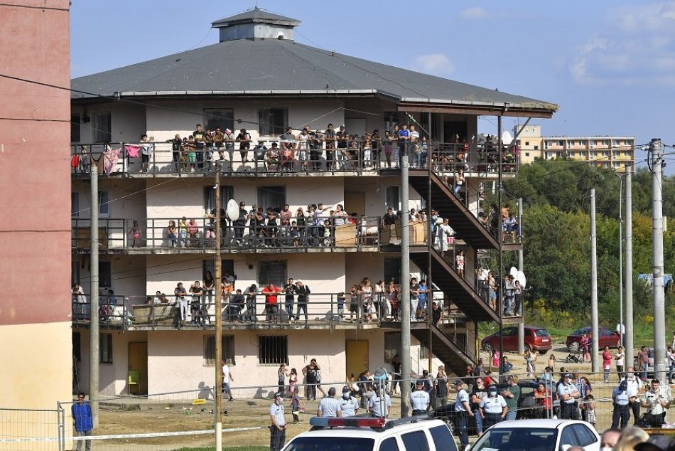 Ilustračný obrázok k článku Na Luníku IX chcú vytvoriť oddychovú zónu s krížom. Pripomínať má návštevu pápeža