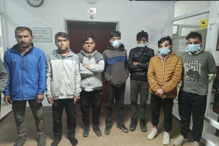 Ilustračný obrázok k článku Migranti dorazili až do Trenčína: Na železničnej stanici chytili osem Afgancov