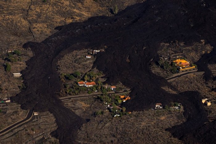 Ilustračný obrázok k článku Sopečné peklo na španielskom ostrove: Láva už zničila 400 budov, evakuovali ďalšie mestá