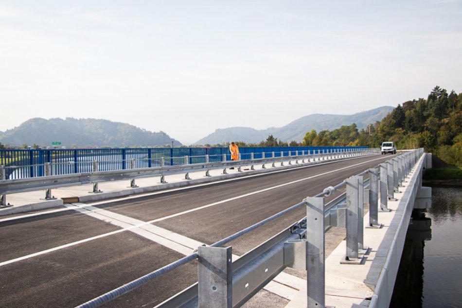 Ilustračný obrázok k článku Most v Podvaží je zrekonštruovaný a OTVORENÝ: Koľko stál a čo sa urobilo? FOTO