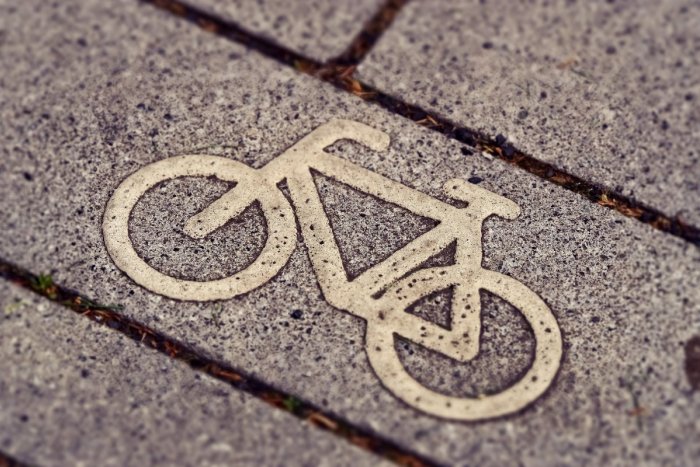 Ilustračný obrázok k článku Niekomu na Jazdeckej v Prešove vadil bicykel: NESKUTOČNÉ, čo všetko na ňom poškodil!