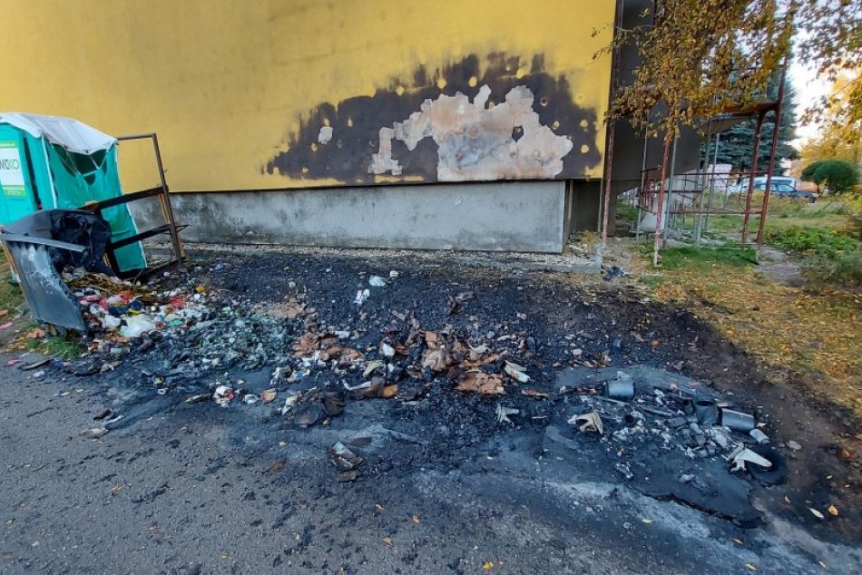 Ilustračný obrázok k článku Na viacerých uliciach vznikali požiare: Fantóma podpaľača odhalili, má ísť o Prešovčana