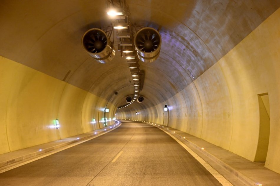 Ilustračný obrázok k článku Vodiči, POZOR: Pre jarnú údržbu budú ZATVORENÉ viaceré tunely