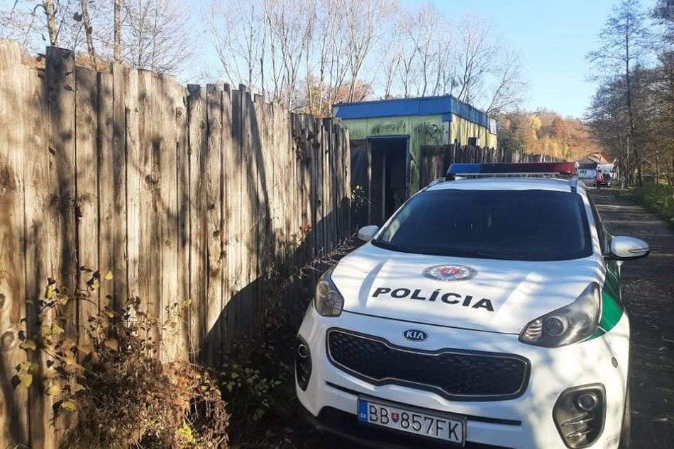 Ilustračný obrázok k článku Policajti prehovorili o hľadanom mužovi: Ukrýval sa pri Bystrici, KDE prespával? FOTO