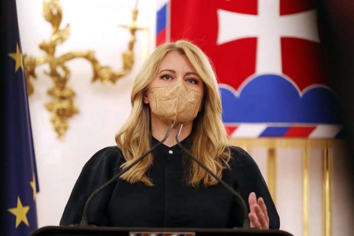 Ilustračný obrázok k článku Čaputová: Prestaňme TLIACHAŤ o covide! S pandémiou prehrávame, počúvajme odborníkov, FOTO