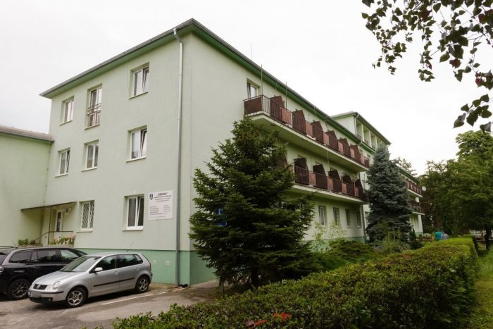 Ilustračný obrázok k článku Zariadenie sociálnych služieb Borinka reprofilizujú: Zmení sa na Alzheimercentrum