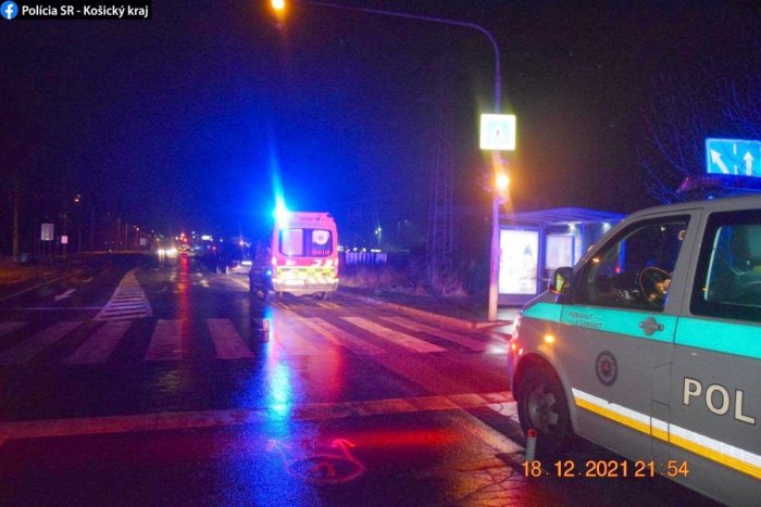 Ilustračný obrázok k článku Polícia hľadá svedkov nehody na Slaneckej. Auto zrazilo chodkyňu